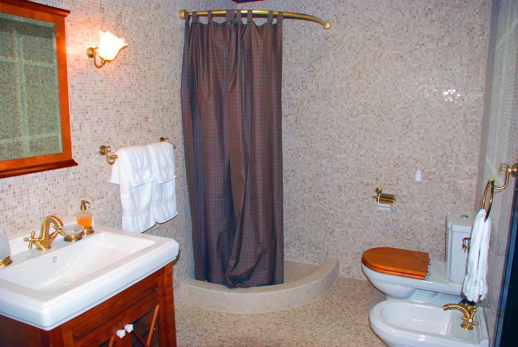 Gogol Hotel Mýrhorod Habitación foto